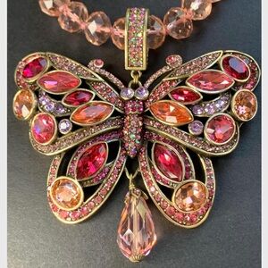 NIB Heidi Daus Rose Pink Monarch Butterfly Pendant Necklace